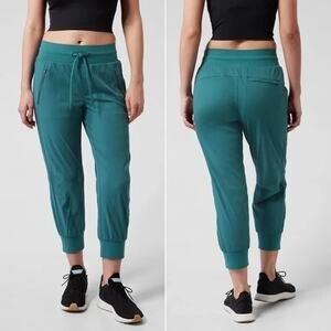 Athleta Trekkie North Crop Jogger Pants 2 Petite Borealis Green Teal Athleisure